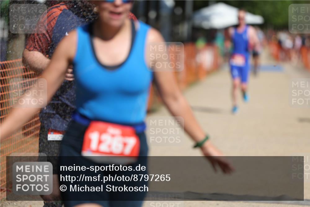 07.09.2025 - 19. Norderstedt Triathlon Michael Strokosch http://msf.ph/oto/8797265 07.09.2025 12:21:50 Laufen 190, 782, 1228, 1267 meine-sportfotos.de