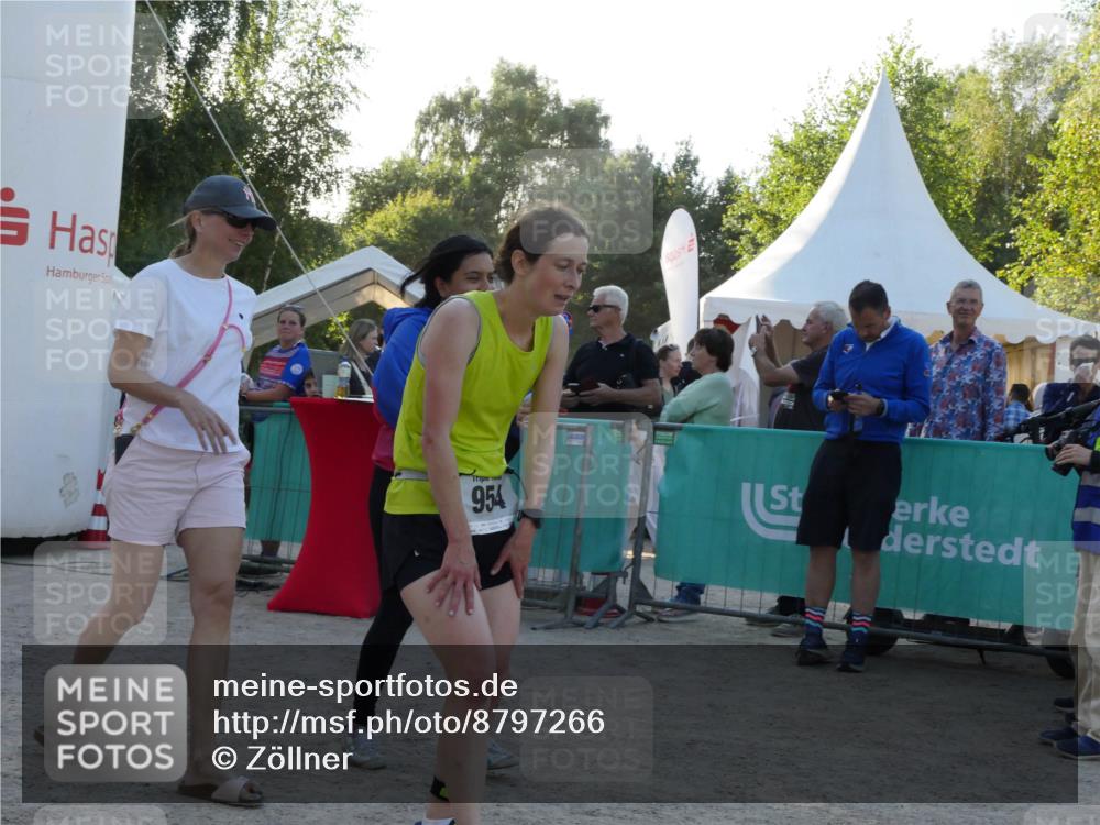 07.09.2025 - 19. Norderstedt Triathlon Zöllner http://msf.ph/oto/8797266 07.09.2025 17:29:59 Ziel 954 meine-sportfotos.de