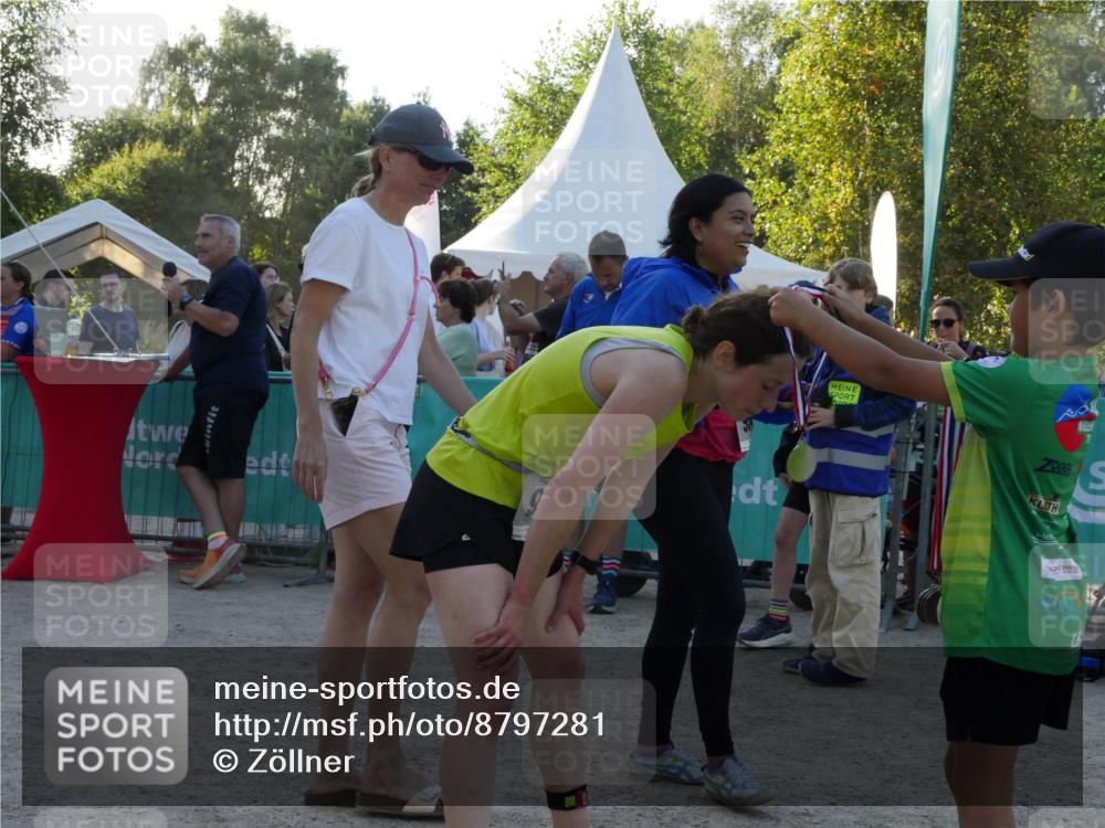 07.09.2025 - 19. Norderstedt Triathlon Zöllner http://msf.ph/oto/8797281 07.09.2025 17:30:00 Ziel 954 meine-sportfotos.de