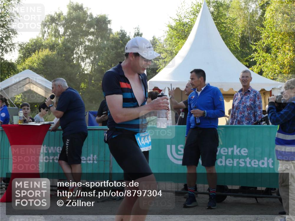 07.09.2025 - 19. Norderstedt Triathlon Zöllner http://msf.ph/oto/8797304 07.09.2025 17:30:19 Ziel 894, 1444 meine-sportfotos.de