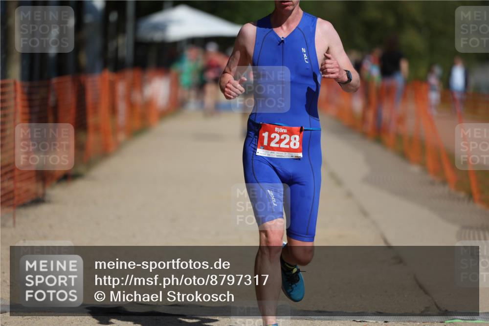 07.09.2025 - 19. Norderstedt Triathlon Michael Strokosch http://msf.ph/oto/8797317 07.09.2025 12:21:56 Laufen 782, 1228 meine-sportfotos.de