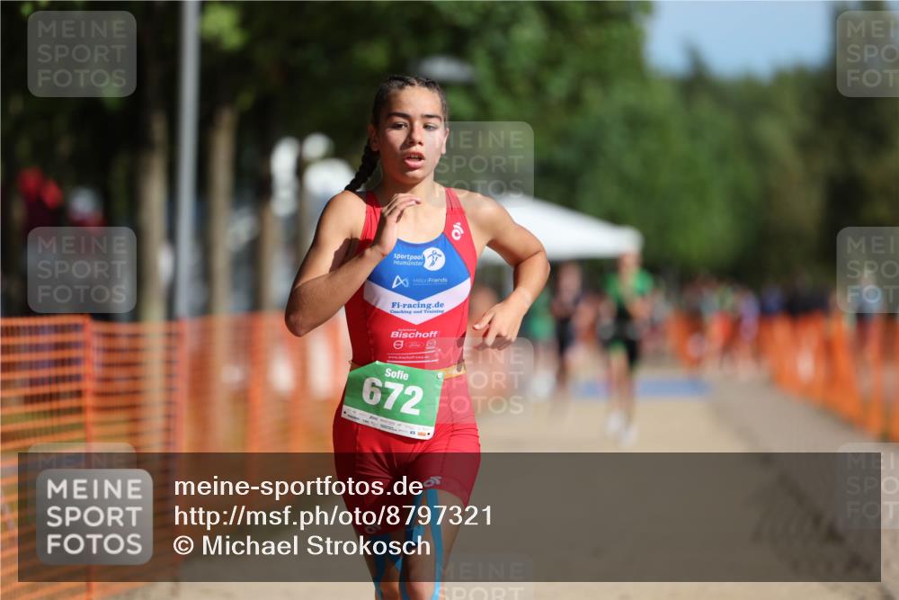 07.09.2025 - 19. Norderstedt Triathlon Michael Strokosch http://msf.ph/oto/8797321 07.09.2025 10:53:46 Laufen 87, 96, 672 meine-sportfotos.de