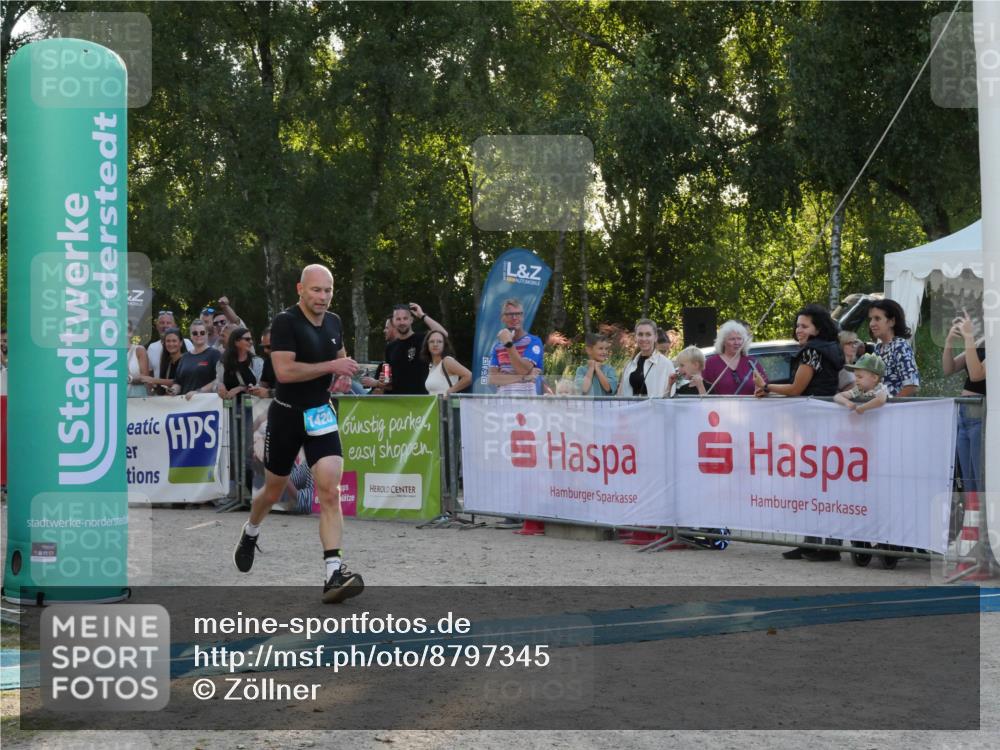 07.09.2025 - 19. Norderstedt Triathlon Zöllner http://msf.ph/oto/8797345 07.09.2025 17:31:16 Ziel 1420 meine-sportfotos.de