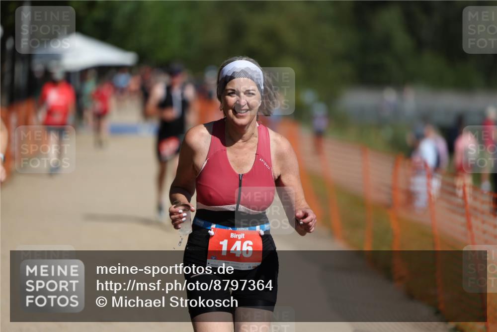 07.09.2025 - 19. Norderstedt Triathlon Michael Strokosch http://msf.ph/oto/8797364 07.09.2025 12:22:21 Laufen 146, 731, 1272 meine-sportfotos.de