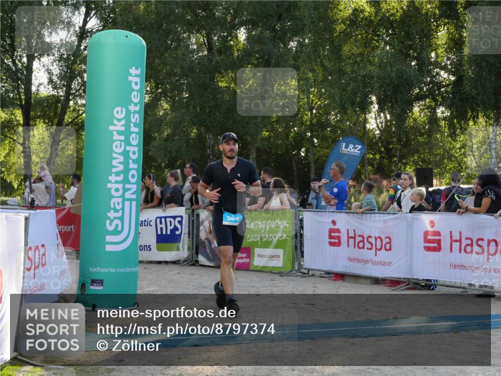 07.09.2025 - 19. Norderstedt Triathlon Zöllner http://msf.ph/oto/8797374 07.09.2025 17:31:37 Ziel 384 meine-sportfotos.de