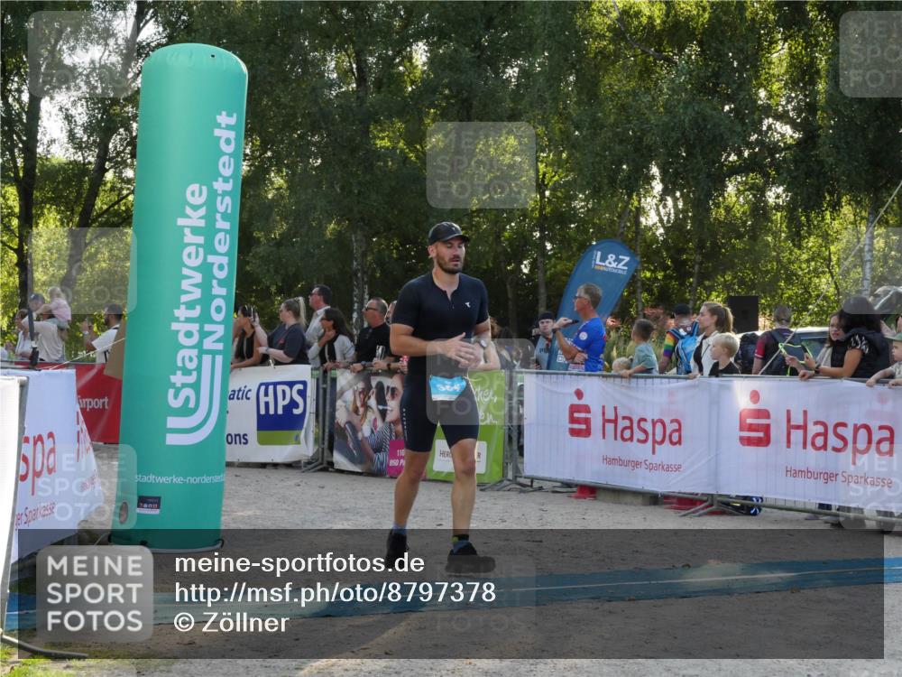 07.09.2025 - 19. Norderstedt Triathlon Zöllner http://msf.ph/oto/8797378 07.09.2025 17:31:37 Ziel 384 meine-sportfotos.de