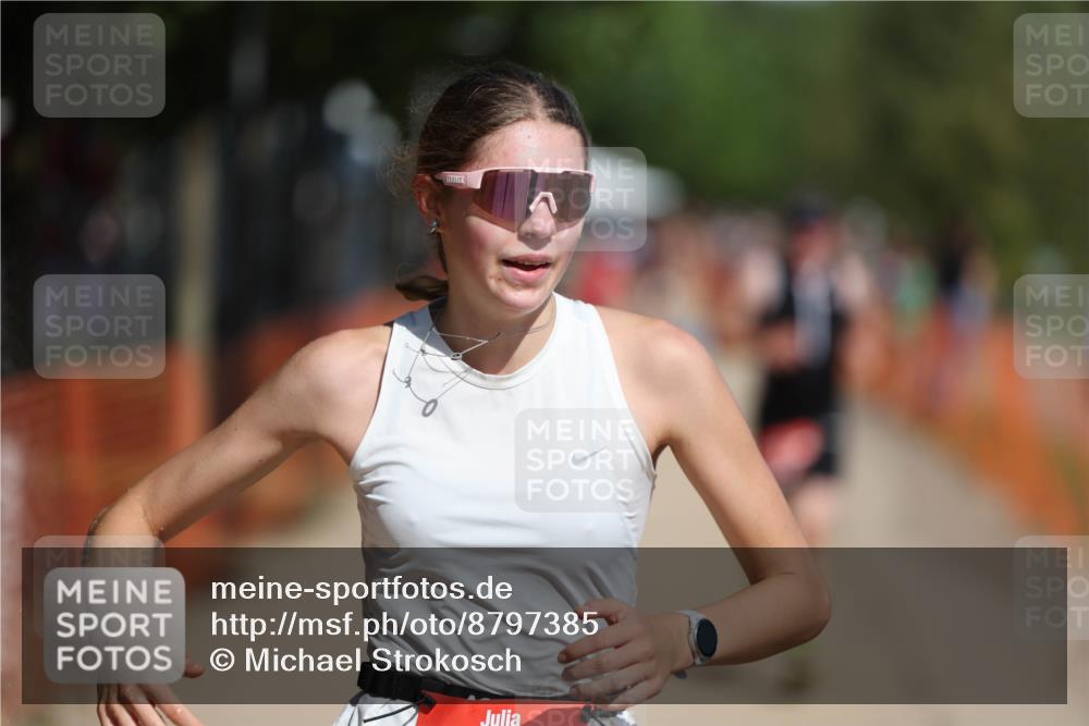 07.09.2025 - 19. Norderstedt Triathlon Michael Strokosch http://msf.ph/oto/8797385 07.09.2025 12:22:23 Laufen 146, 731, 1272 meine-sportfotos.de
