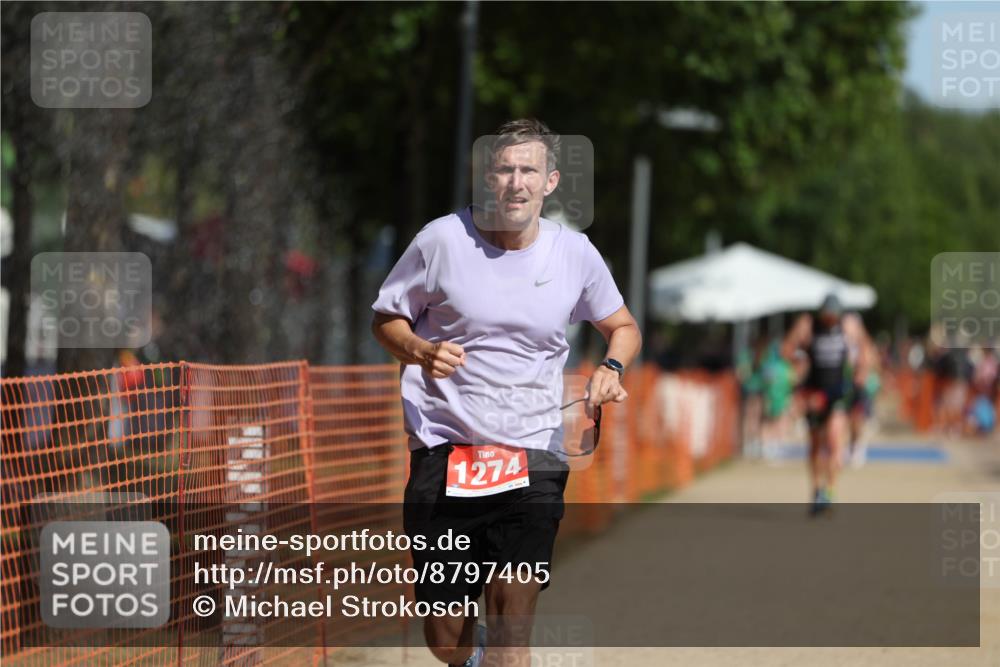 07.09.2025 - 19. Norderstedt Triathlon Michael Strokosch http://msf.ph/oto/8797405 07.09.2025 11:56:46 Laufen 1210, 1274 meine-sportfotos.de