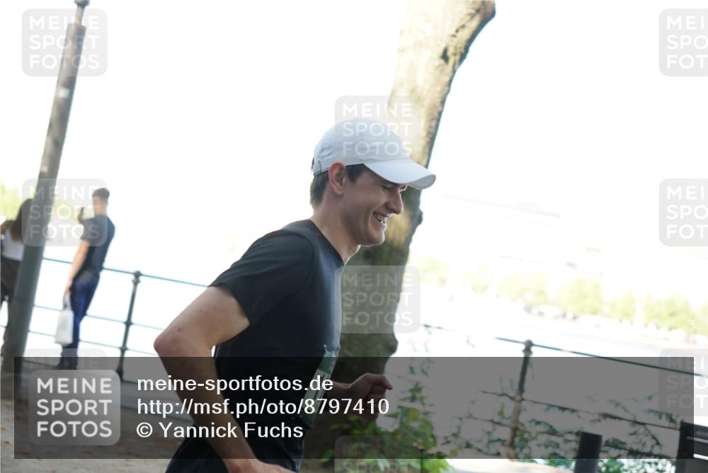 07.09.2025 - BARMER Alsterlauf Yannick Fuchs http://msf.ph/oto/8797410 07.09.2025 11:45:27 Laufen  meine-sportfotos.de