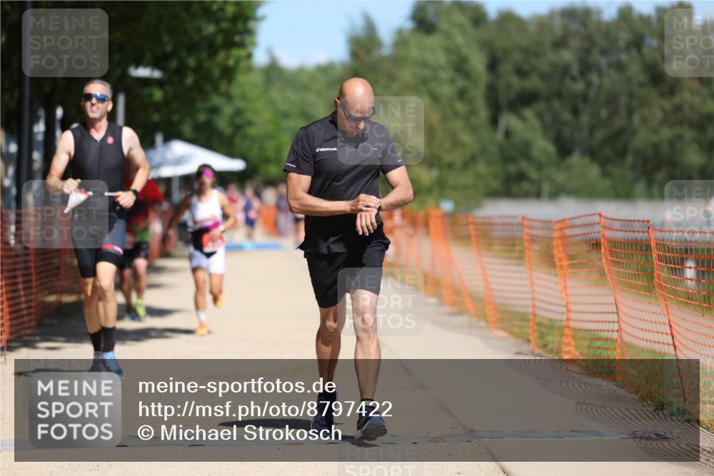 07.09.2025 - 19. Norderstedt Triathlon Michael Strokosch http://msf.ph/oto/8797422 07.09.2025 13:04:28 Laufen 141, 767, 1297, 1307 meine-sportfotos.de