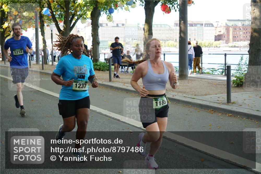 07.09.2025 - BARMER Alsterlauf Yannick Fuchs http://msf.ph/oto/8797486 07.09.2025 11:45:31 Laufen 1212, 5, 1237, 1185 meine-sportfotos.de