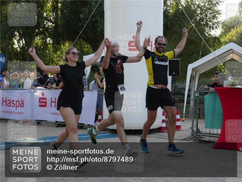 07.09.2025 - 19. Norderstedt Triathlon Zöllner http://msf.ph/oto/8797489 07.09.2025 17:32:30 Ziel 935 meine-sportfotos.de