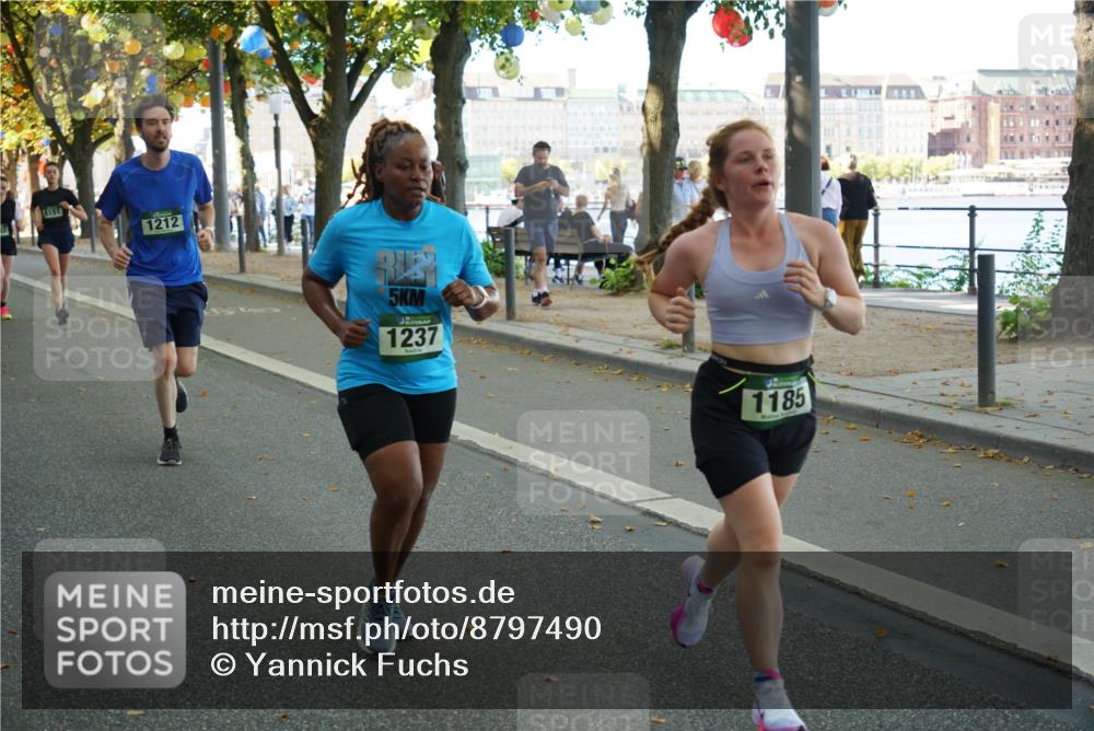 07.09.2025 - BARMER Alsterlauf Yannick Fuchs http://msf.ph/oto/8797490 07.09.2025 11:45:31 Laufen 8151, 1212, 5, 1237, 1185 meine-sportfotos.de