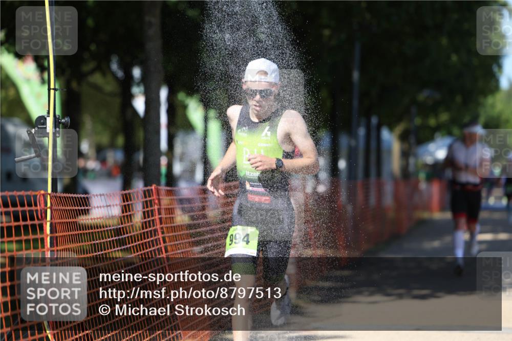 07.09.2025 - 19. Norderstedt Triathlon Michael Strokosch http://msf.ph/oto/8797513 07.09.2025 14:43:28 Laufen 422, 994, 1001, 1467 meine-sportfotos.de