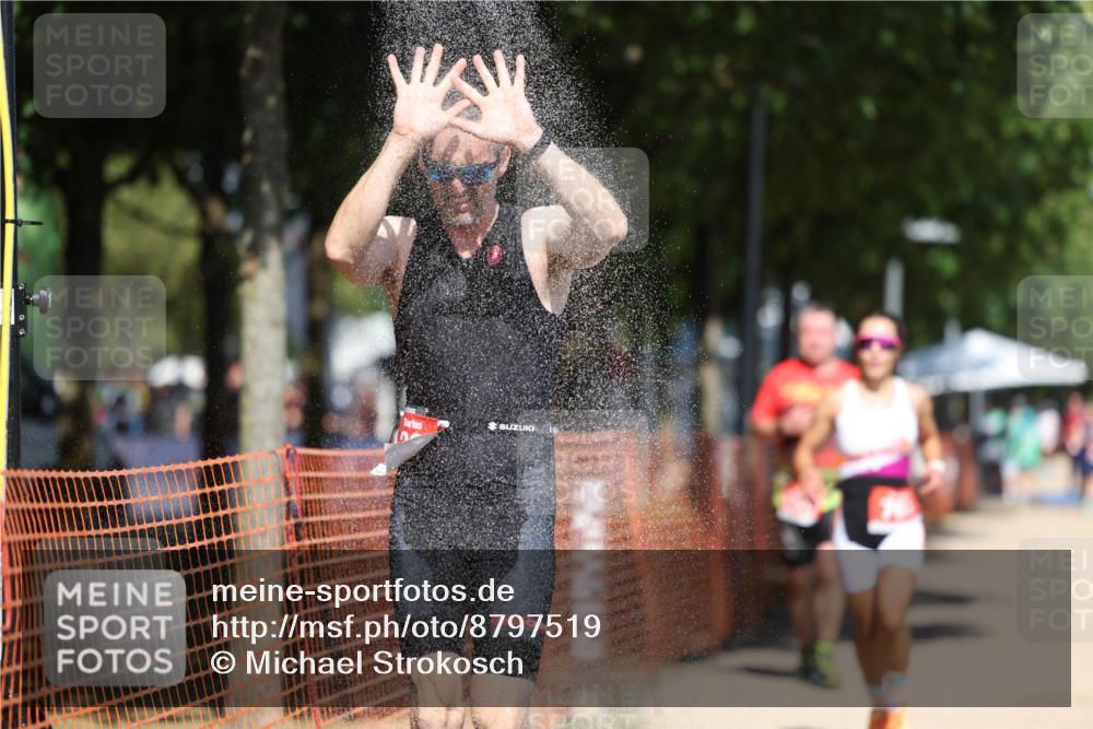 07.09.2025 - 19. Norderstedt Triathlon Michael Strokosch http://msf.ph/oto/8797519 07.09.2025 13:04:30 Laufen 141, 767, 1297, 1307 meine-sportfotos.de
