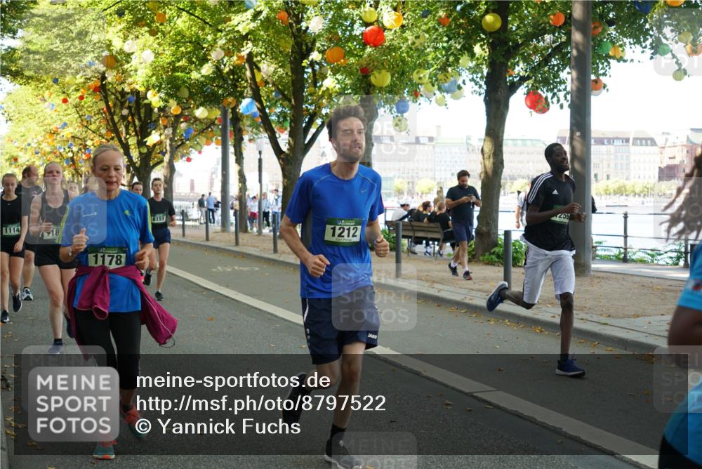 07.09.2025 - BARMER Alsterlauf Yannick Fuchs http://msf.ph/oto/8797522 07.09.2025 11:45:33 Laufen 1114, 18, 1178, 8151, 1212, 259 meine-sportfotos.de