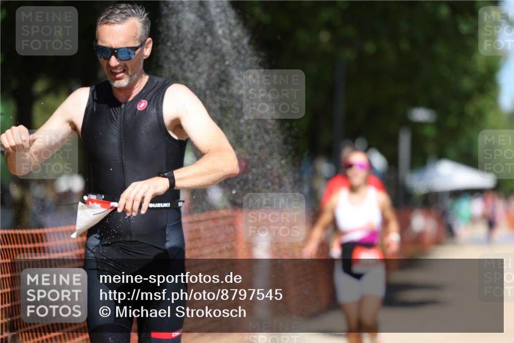07.09.2025 - 19. Norderstedt Triathlon Michael Strokosch http://msf.ph/oto/8797545 07.09.2025 13:04:31 Laufen 141, 767, 1297, 1307 meine-sportfotos.de