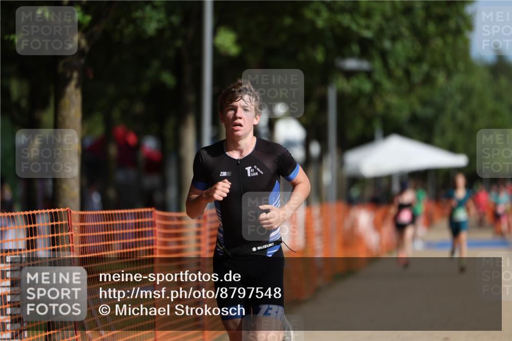 07.09.2025 - 19. Norderstedt Triathlon Michael Strokosch http://msf.ph/oto/8797548 07.09.2025 10:53:56 Laufen 87, 93 meine-sportfotos.de