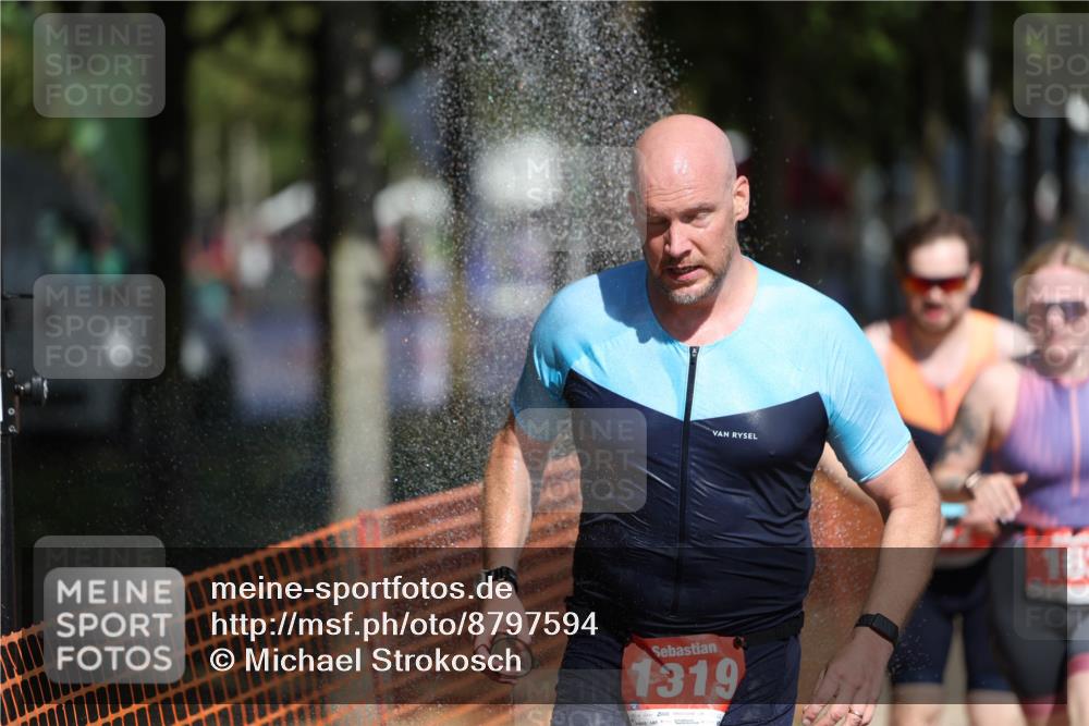 07.09.2025 - 19. Norderstedt Triathlon Michael Strokosch http://msf.ph/oto/8797594 07.09.2025 12:22:57 Laufen 162, 163, 164, 1233, 1319 meine-sportfotos.de