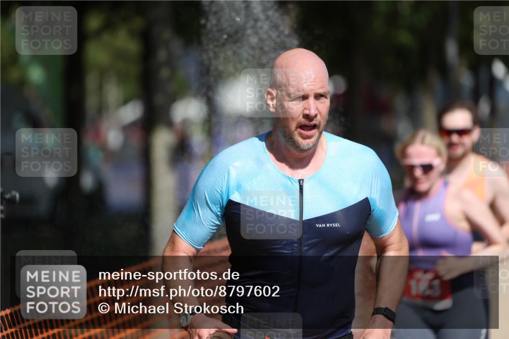 07.09.2025 - 19. Norderstedt Triathlon Michael Strokosch http://msf.ph/oto/8797602 07.09.2025 12:22:57 Laufen 162, 163, 164, 1233, 1319 meine-sportfotos.de