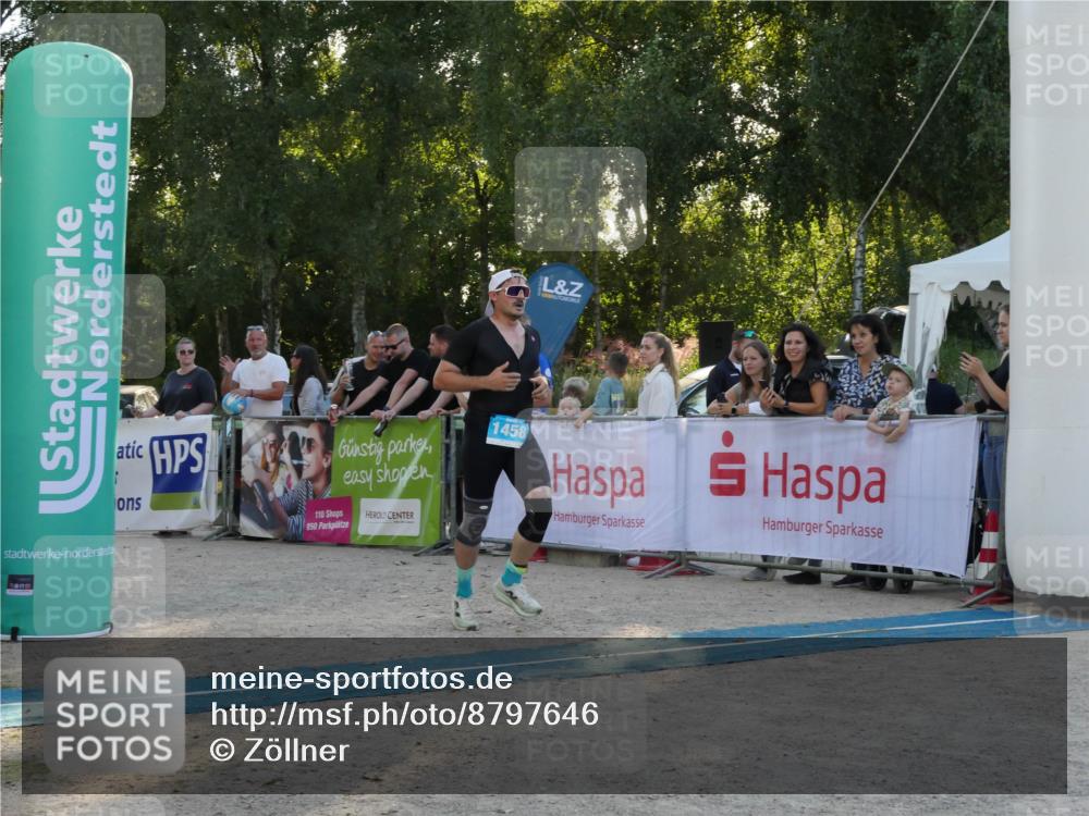 07.09.2025 - 19. Norderstedt Triathlon Zöllner http://msf.ph/oto/8797646 07.09.2025 17:35:04 Ziel 1458 meine-sportfotos.de