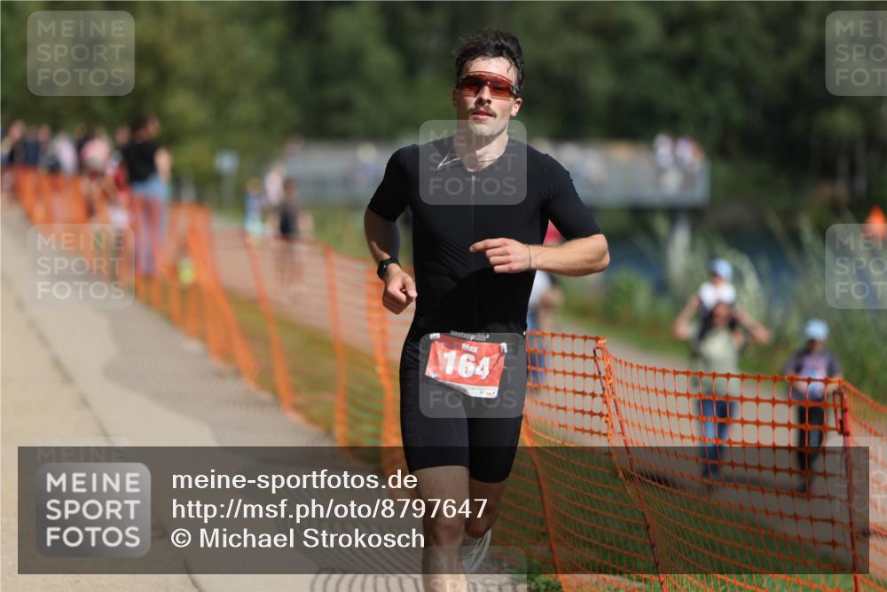 07.09.2025 - 19. Norderstedt Triathlon Michael Strokosch http://msf.ph/oto/8797647 07.09.2025 12:23:04 Laufen 164 meine-sportfotos.de