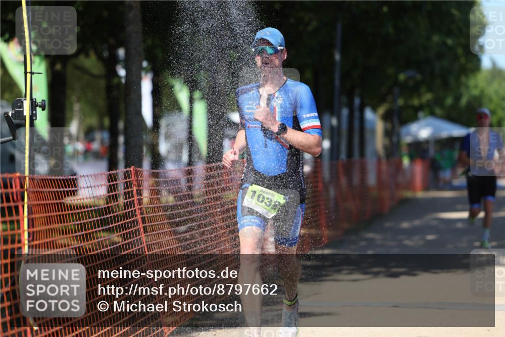 07.09.2025 - 19. Norderstedt Triathlon Michael Strokosch http://msf.ph/oto/8797662 07.09.2025 14:43:44 Laufen 1008, 1038, 1041, 1421 meine-sportfotos.de