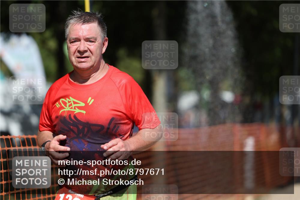 07.09.2025 - 19. Norderstedt Triathlon Michael Strokosch http://msf.ph/oto/8797671 07.09.2025 13:04:35 Laufen 767, 1307 meine-sportfotos.de
