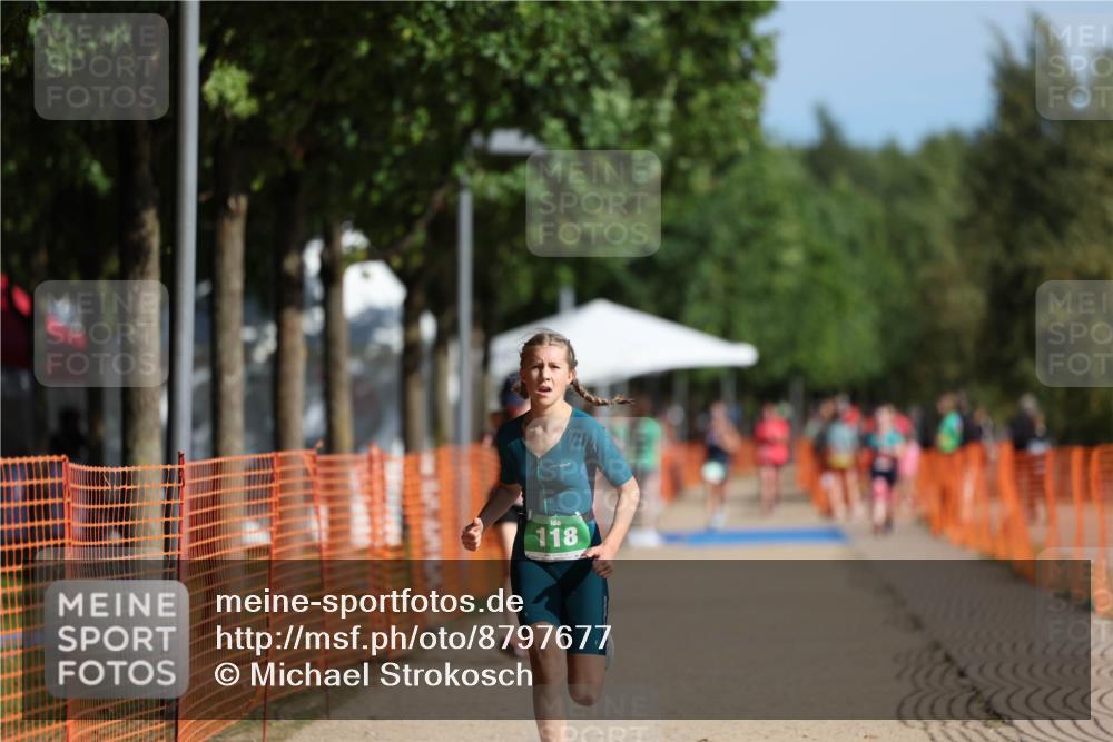 07.09.2025 - 19. Norderstedt Triathlon Michael Strokosch http://msf.ph/oto/8797677 07.09.2025 10:54:02 Laufen 93, 118 meine-sportfotos.de