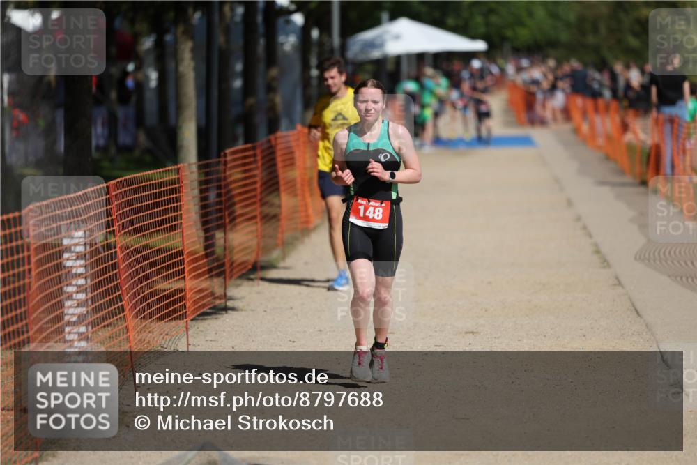 07.09.2025 - 19. Norderstedt Triathlon Michael Strokosch http://msf.ph/oto/8797688 07.09.2025 12:23:19 Laufen 148, 228, 860 meine-sportfotos.de