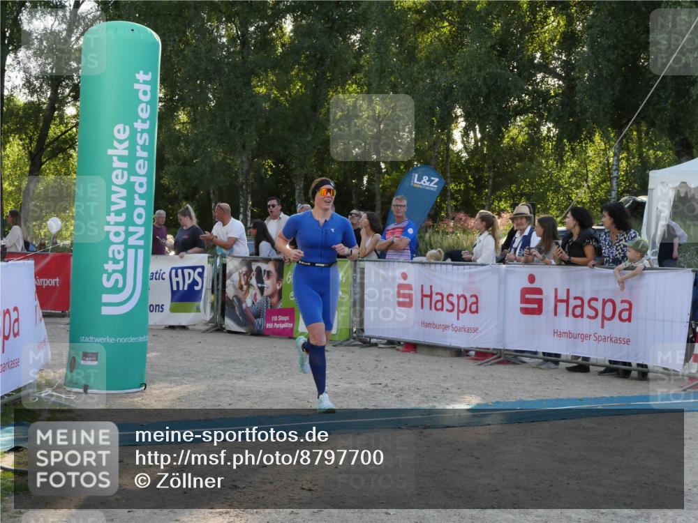07.09.2025 - 19. Norderstedt Triathlon Zöllner http://msf.ph/oto/8797700 07.09.2025 17:35:51 Ziel 934, 1454 meine-sportfotos.de