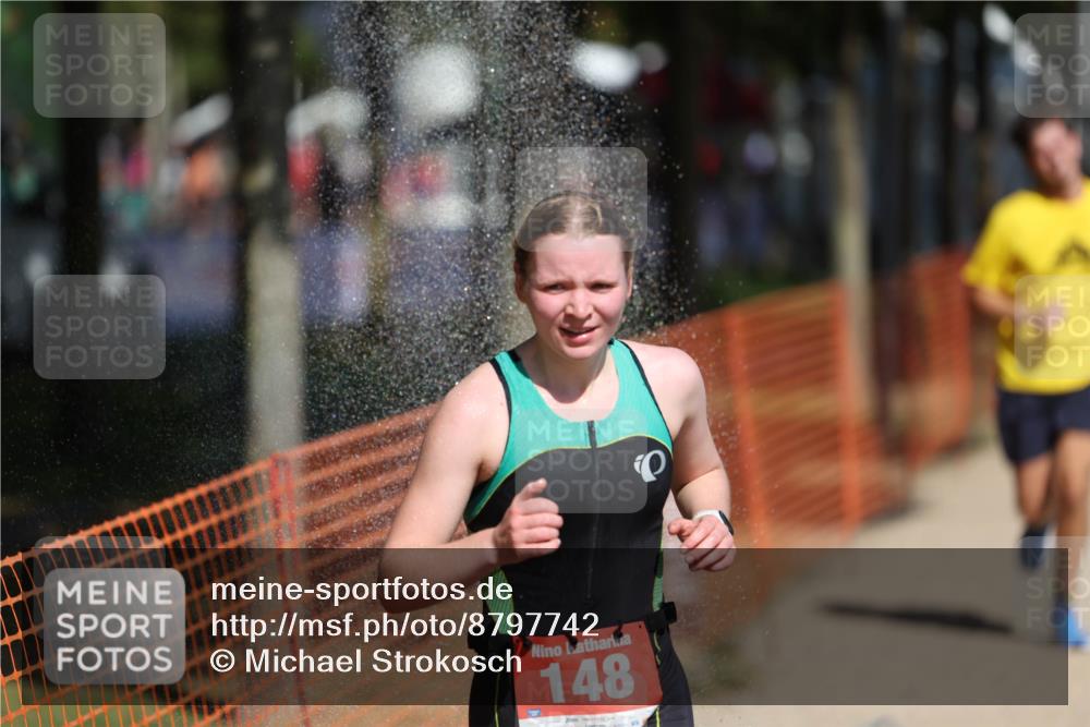 07.09.2025 - 19. Norderstedt Triathlon Michael Strokosch http://msf.ph/oto/8797742 07.09.2025 12:23:22 Laufen 148, 228 meine-sportfotos.de