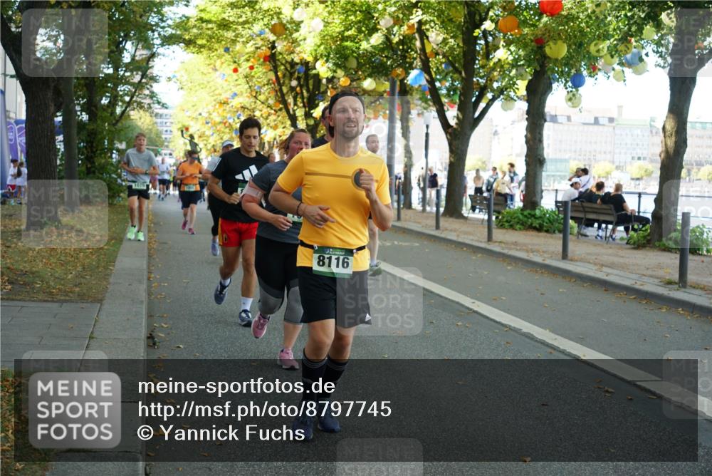 07.09.2025 - BARMER Alsterlauf Yannick Fuchs http://msf.ph/oto/8797745 07.09.2025 11:45:44 Laufen 8116 meine-sportfotos.de