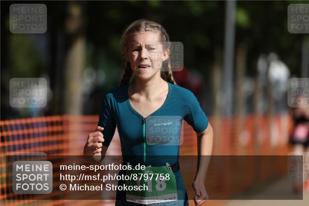 07.09.2025 - 19. Norderstedt Triathlon Michael Strokosch http://msf.ph/oto/8797758 07.09.2025 10:54:05 Laufen 118, 1131 meine-sportfotos.de