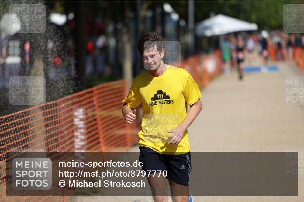 07.09.2025 - 19. Norderstedt Triathlon Michael Strokosch http://msf.ph/oto/8797770 07.09.2025 12:23:24 Laufen 148, 228 meine-sportfotos.de