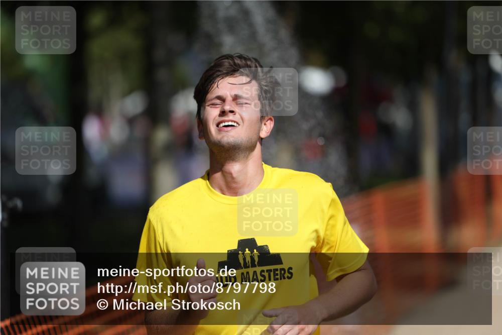 07.09.2025 - 19. Norderstedt Triathlon Michael Strokosch http://msf.ph/oto/8797798 07.09.2025 12:23:25 Laufen 148, 228 meine-sportfotos.de