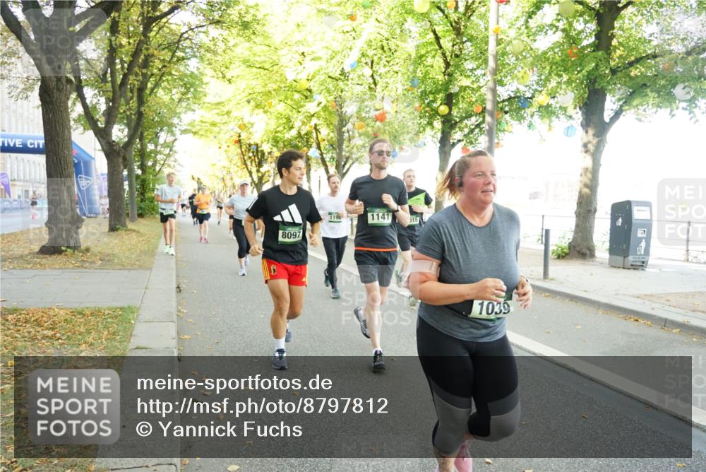 07.09.2025 - BARMER Alsterlauf Yannick Fuchs http://msf.ph/oto/8797812 07.09.2025 11:45:46 Laufen 8097, 1196, 1141, 15, 1039 meine-sportfotos.de
