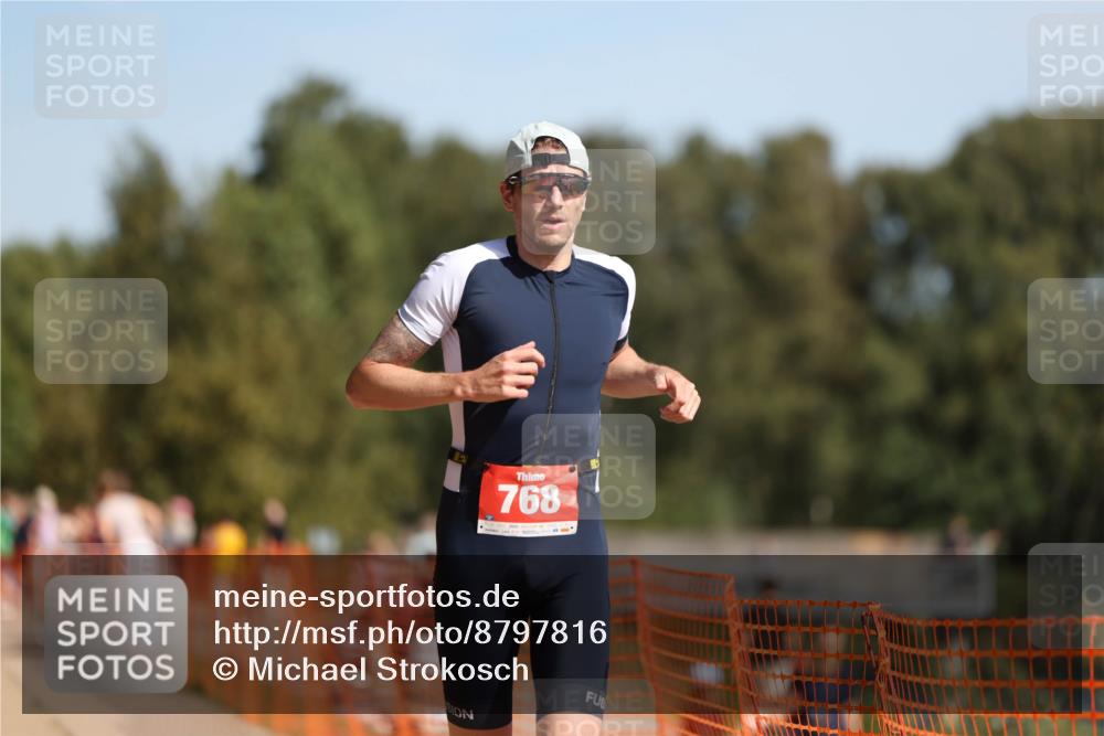 07.09.2025 - 19. Norderstedt Triathlon Michael Strokosch http://msf.ph/oto/8797816 07.09.2025 11:57:13 Laufen 768, 1199 meine-sportfotos.de