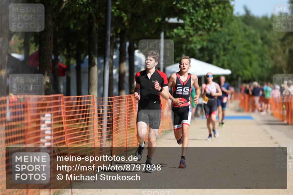 07.09.2025 - 19. Norderstedt Triathlon Michael Strokosch http://msf.ph/oto/8797838 07.09.2025 11:57:18 Laufen 768, 1162, 1199 meine-sportfotos.de