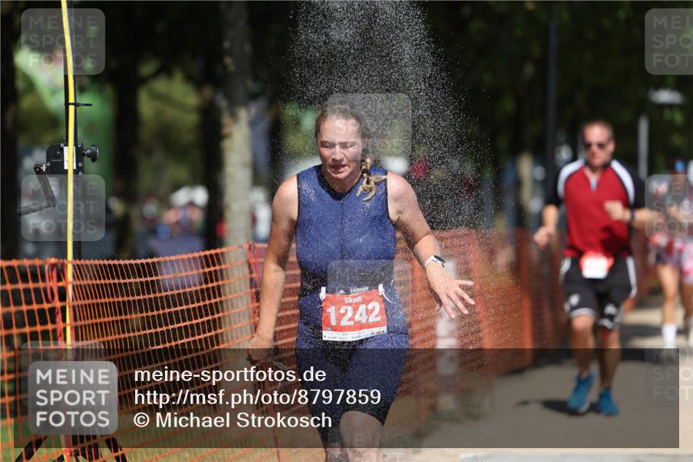07.09.2025 - 19. Norderstedt Triathlon Michael Strokosch http://msf.ph/oto/8797859 07.09.2025 13:04:50 Laufen 195, 239, 786, 1242, 1295 meine-sportfotos.de