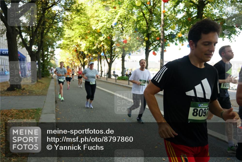 07.09.2025 - BARMER Alsterlauf Yannick Fuchs http://msf.ph/oto/8797860 07.09.2025 11:45:47 Laufen 3071, 190, 36, 8091, 1015 meine-sportfotos.de
