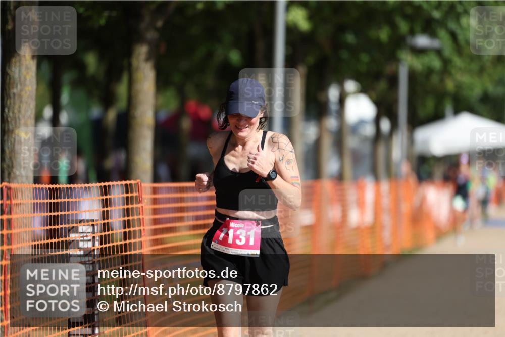 07.09.2025 - 19. Norderstedt Triathlon Michael Strokosch http://msf.ph/oto/8797862 07.09.2025 10:54:10 Laufen 1131 meine-sportfotos.de