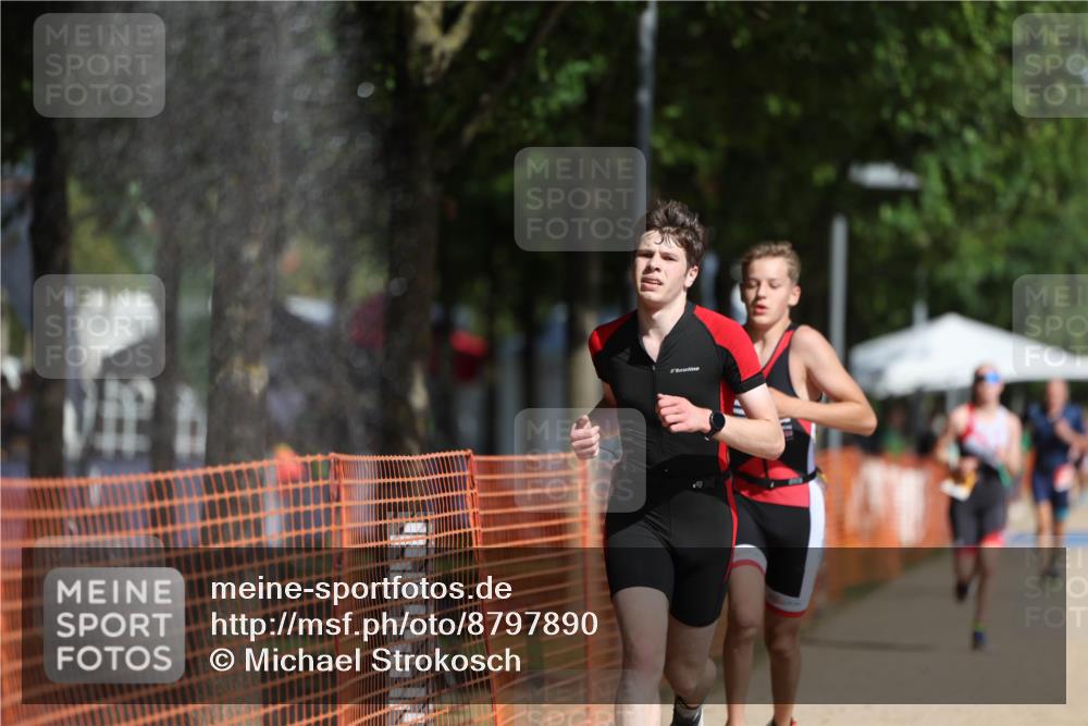 07.09.2025 - 19. Norderstedt Triathlon Michael Strokosch http://msf.ph/oto/8797890 07.09.2025 11:57:20 Laufen 1153, 1162, 1199 meine-sportfotos.de
