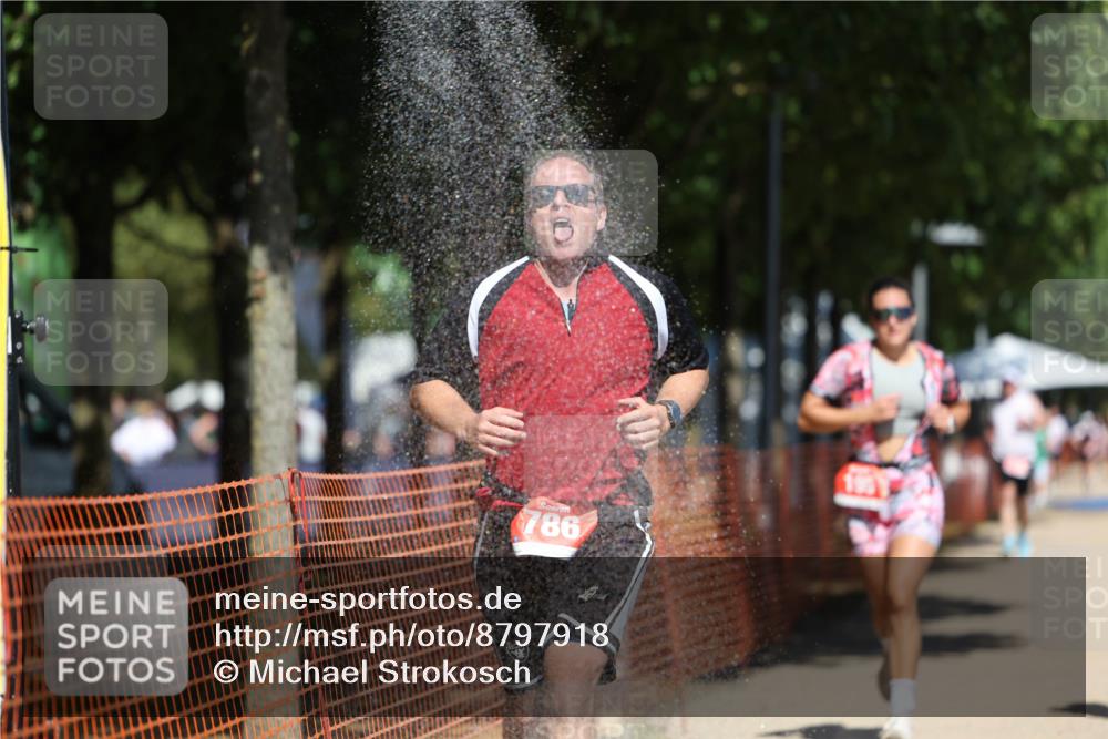 07.09.2025 - 19. Norderstedt Triathlon Michael Strokosch http://msf.ph/oto/8797918 07.09.2025 13:04:51 Laufen 195, 239, 786, 1242, 1295 meine-sportfotos.de