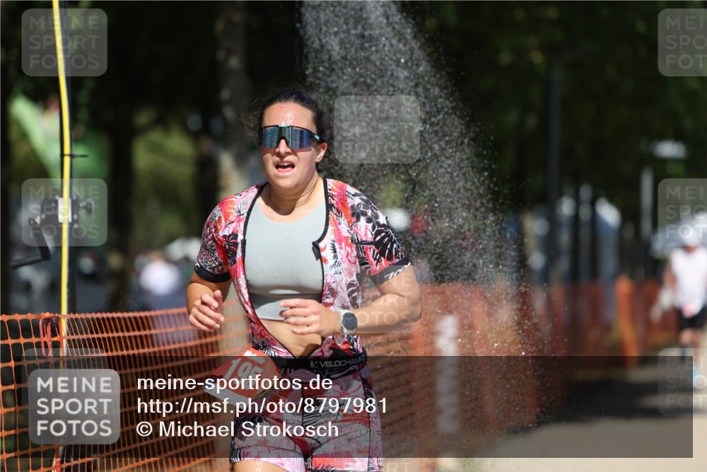 07.09.2025 - 19. Norderstedt Triathlon Michael Strokosch http://msf.ph/oto/8797981 07.09.2025 13:04:54 Laufen 195, 786, 1276, 1295 meine-sportfotos.de