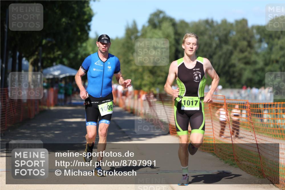 07.09.2025 - 19. Norderstedt Triathlon Michael Strokosch http://msf.ph/oto/8797991 07.09.2025 14:44:18 Laufen 1009, 1017, 1020, 1036, 1040 meine-sportfotos.de