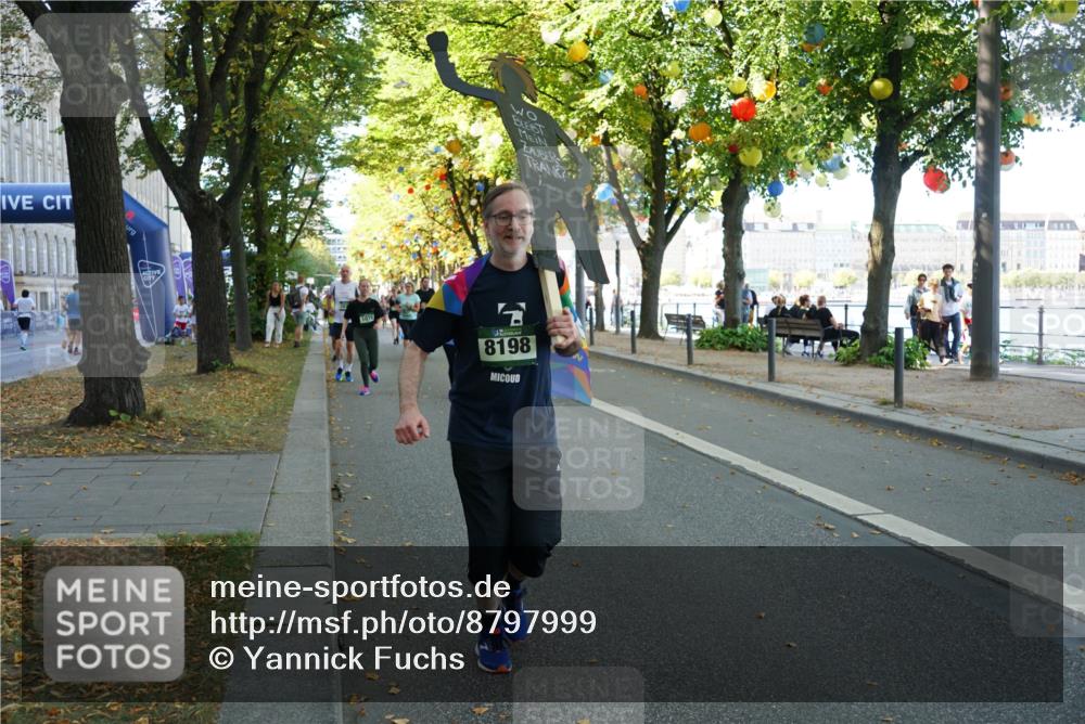 07.09.2025 - BARMER Alsterlauf Yannick Fuchs http://msf.ph/oto/8797999 07.09.2025 11:45:55 Laufen 7, 8198 meine-sportfotos.de