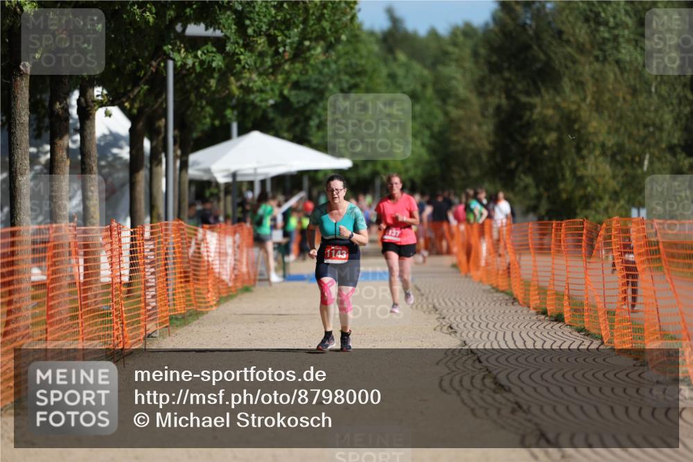 07.09.2025 - 19. Norderstedt Triathlon Michael Strokosch http://msf.ph/oto/8798000 07.09.2025 10:54:21 Laufen 657 meine-sportfotos.de