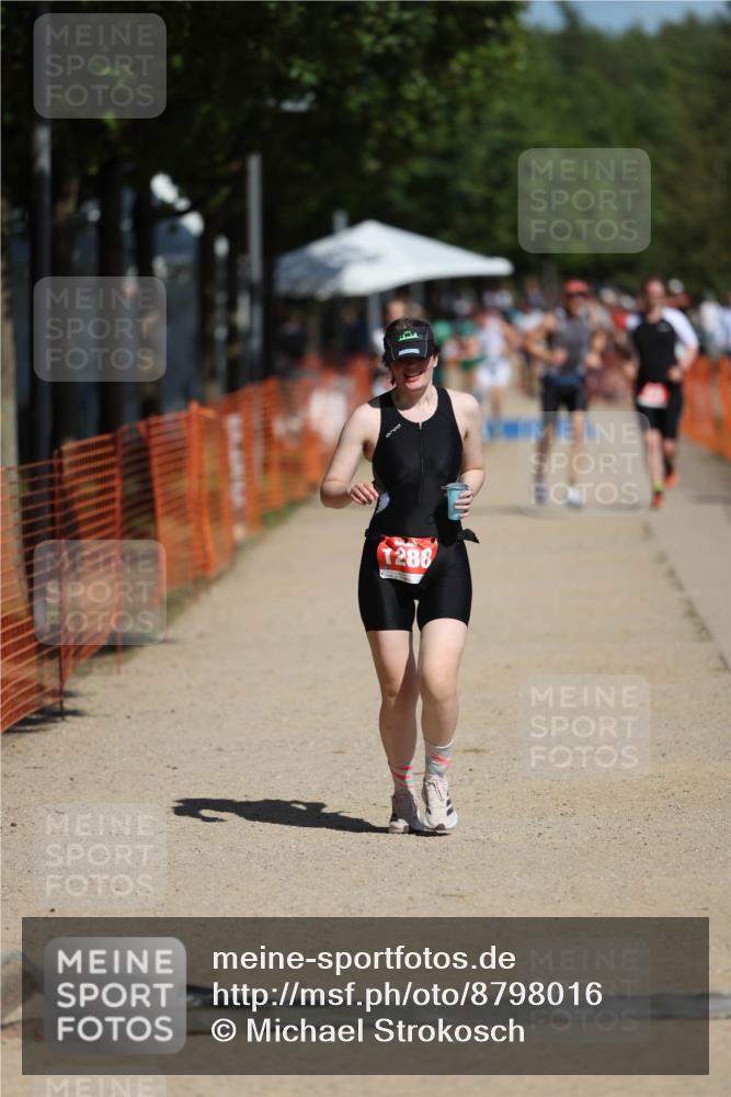 07.09.2025 - 19. Norderstedt Triathlon Michael Strokosch http://msf.ph/oto/8798016 07.09.2025 12:24:07 Laufen 1288 meine-sportfotos.de