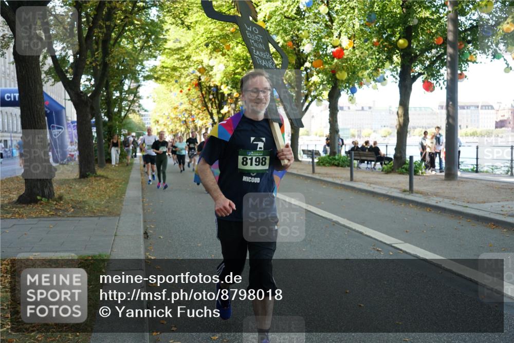 07.09.2025 - BARMER Alsterlauf Yannick Fuchs http://msf.ph/oto/8798018 07.09.2025 11:45:55 Laufen 8198 meine-sportfotos.de